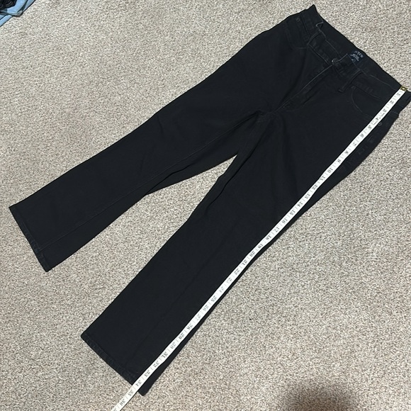 Clean black flare crop jean - Picture 4 of 5